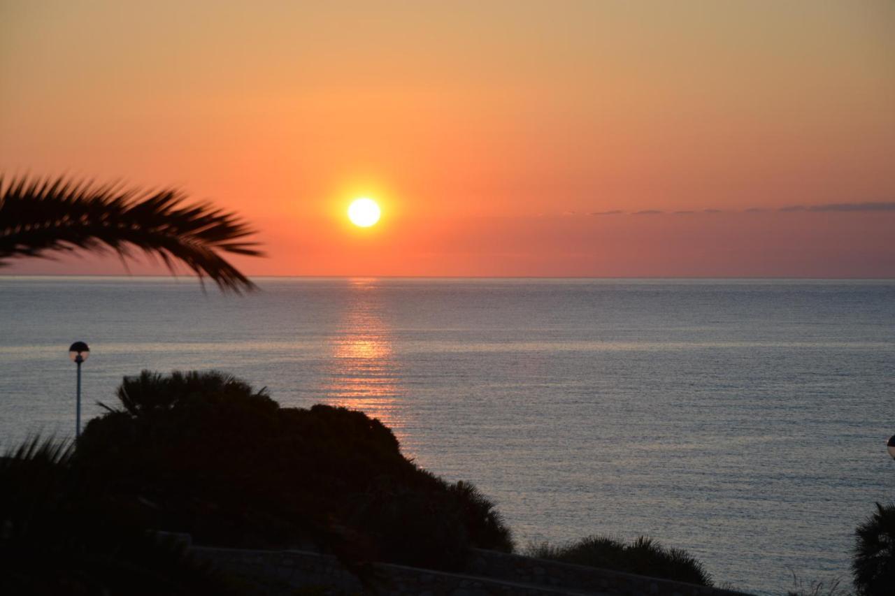 Apartamento Del Nino Campoamor Exterior photo