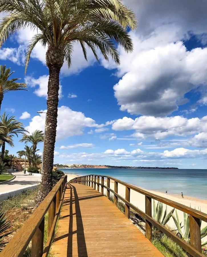 Apartamento Del Nino Campoamor Exterior photo